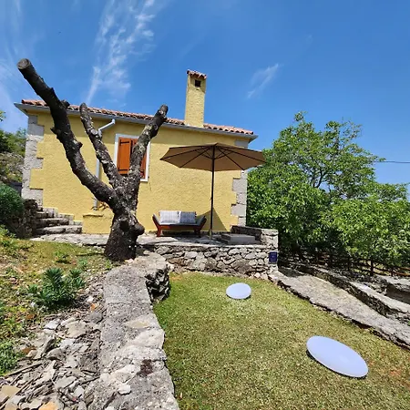 Dom wakacyjny Melina Heritage House Cres