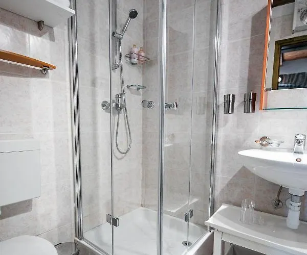 Melina Heritage House Cres