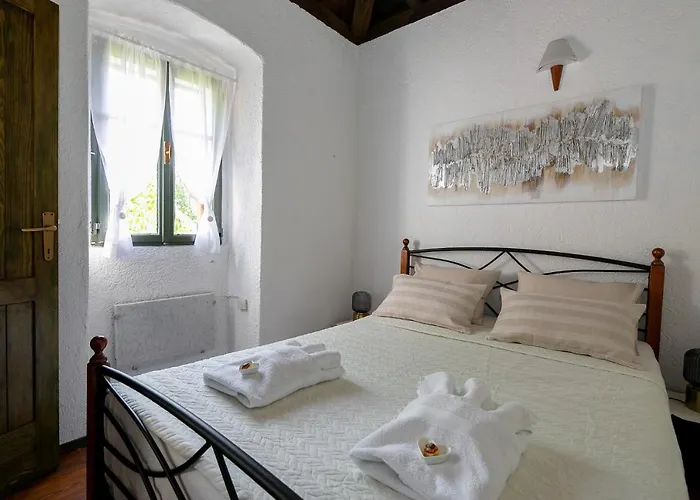 Melina Heritage House Cres