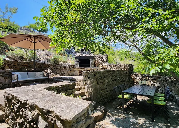 Дом отдыха Melina Heritage House