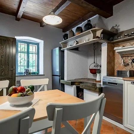 Melina Heritage House Prázdninový dům Cres