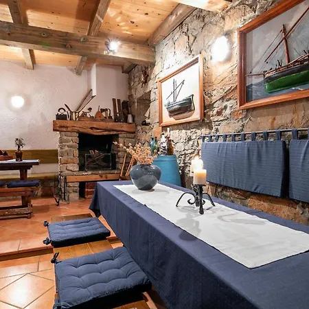 Melina Heritage House *