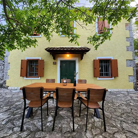 Melina Heritage House *