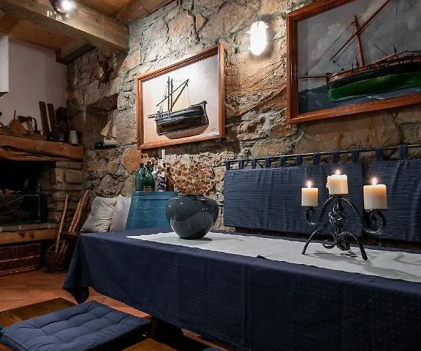 Melina Heritage House Cres